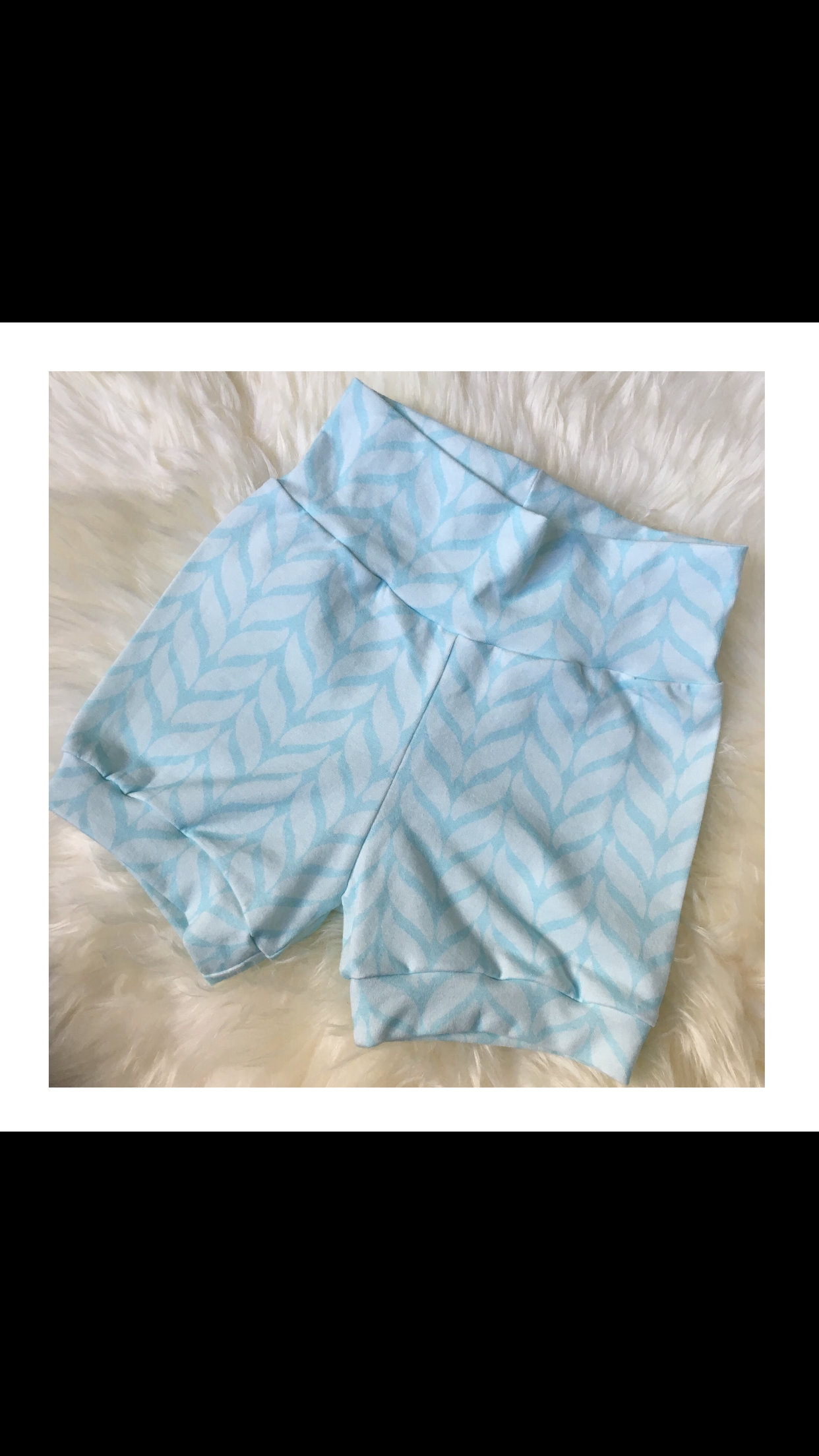 Mint Leaves Raglan